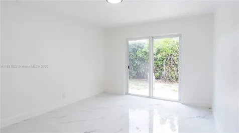 86 NE 36th Court Oakland Park FL 33334