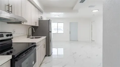86 NE 36th Court Oakland Park FL 33334