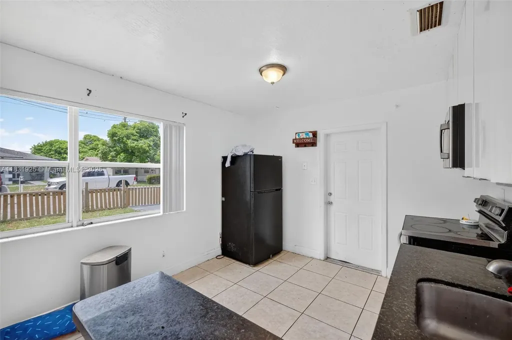 2779 NW 9th Place Fort Lauderdale FL 33311