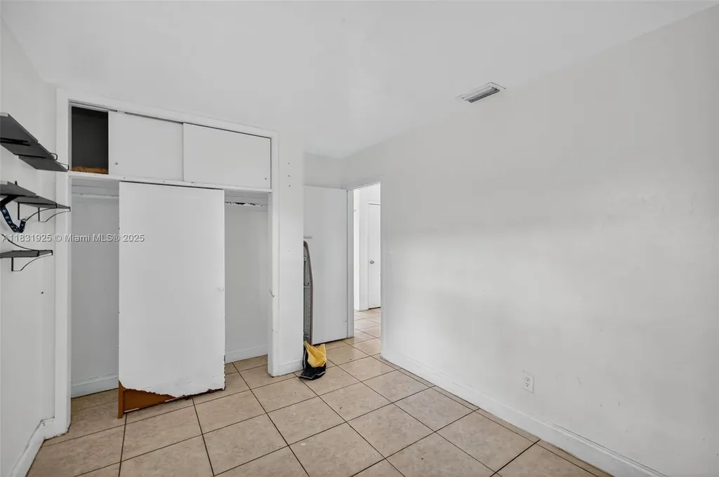 2779 NW 9th Place Fort Lauderdale FL 33311