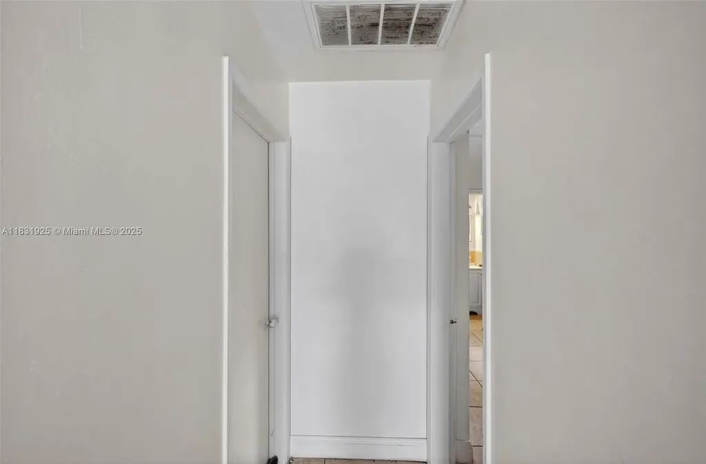 2779 NW 9th Place Fort Lauderdale FL 33311