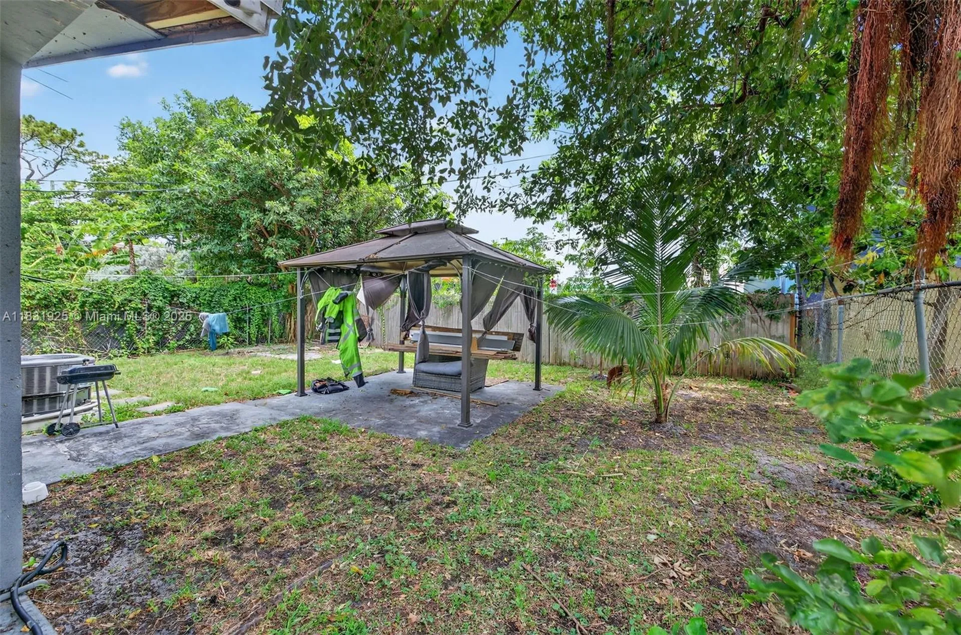 2779 NW 9th Place Fort Lauderdale FL 33311