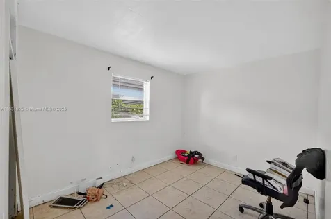 2779 NW 9th Place Fort Lauderdale FL 33311