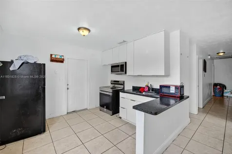 2779 NW 9th Place Fort Lauderdale FL 33311