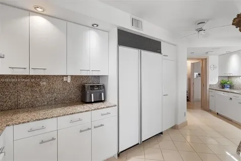 2200 S Ocean Lane Fort Lauderdale FL 33316
