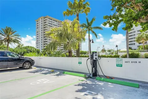 2200 S Ocean Lane Fort Lauderdale FL 33316