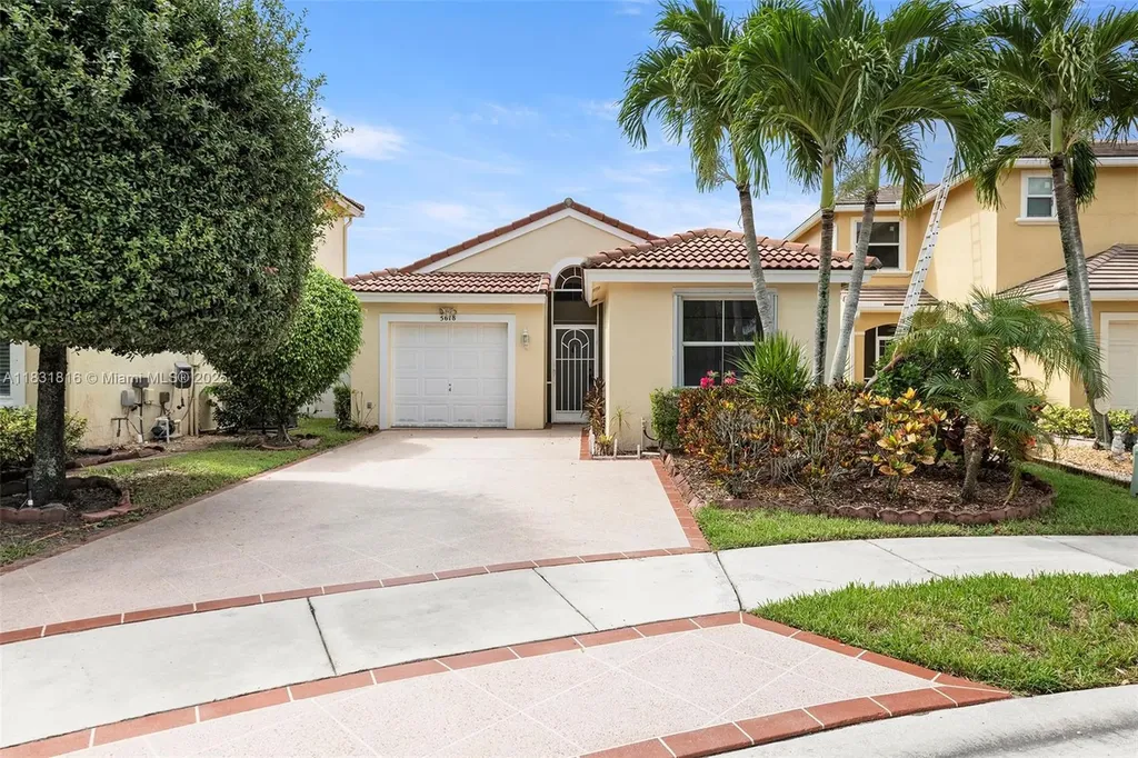 5618 Kingsmill Court Lake Worth FL 33463