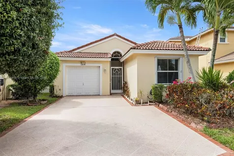 5618 Kingsmill Court Lake Worth FL 33463