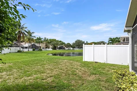 5618 Kingsmill Court Lake Worth FL 33463
