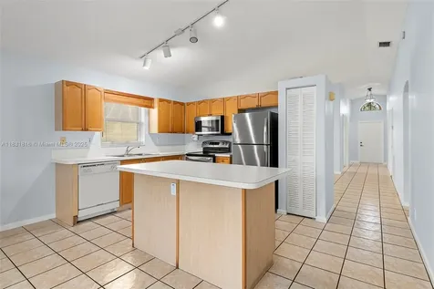 5618 Kingsmill Court Lake Worth FL 33463