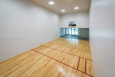 4010 S Ocean Drive Hollywood FL 33019