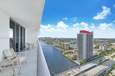4010 S Ocean Drive Hollywood FL 33019