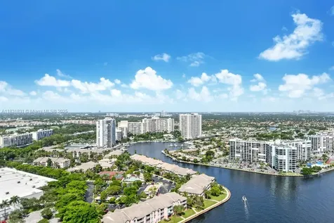4010 S Ocean Drive Hollywood FL 33019