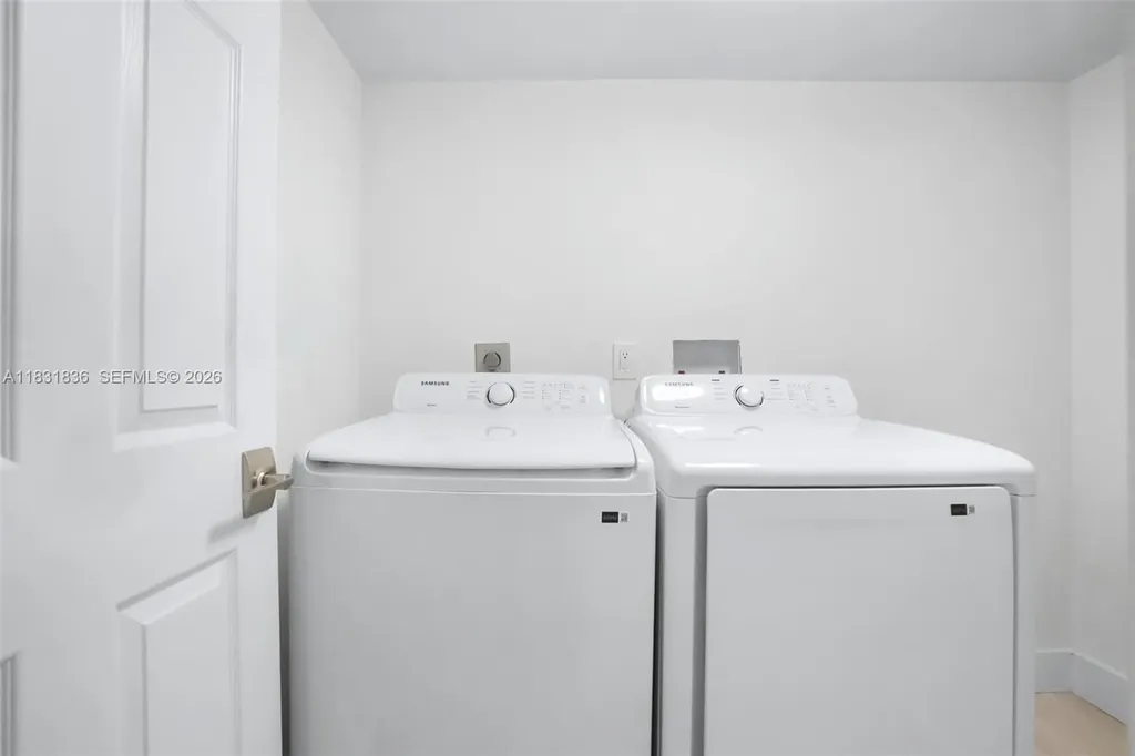 7829 La Mirada Drive Boca Raton FL 33433