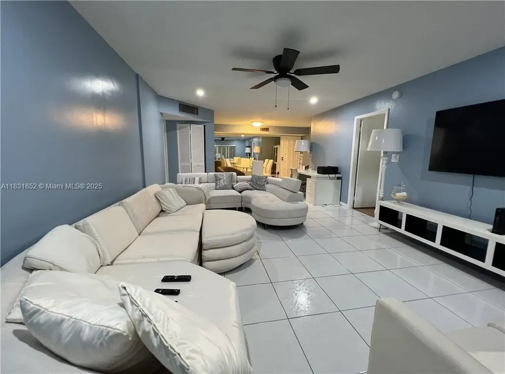 6101 N Falls Circle Drive Lauderhill FL 33319