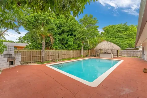 10600 SW 199th Street Cutler Bay FL 33157