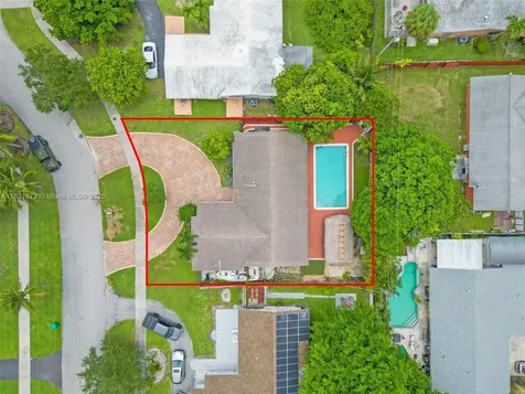 10600 SW 199th Street Cutler Bay FL 33157