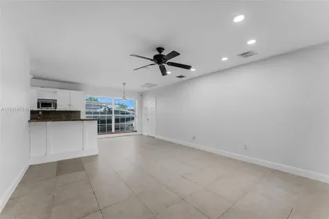 10600 SW 199th Street Cutler Bay FL 33157
