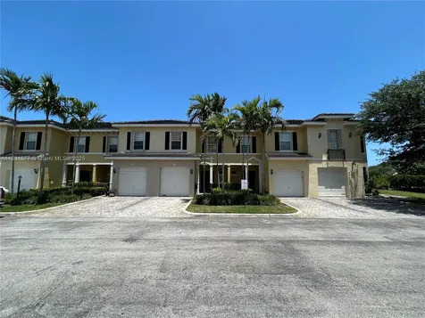 3 Largo Way Boynton Beach FL 33426