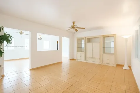 230 NE 48th Street Miami FL 33137