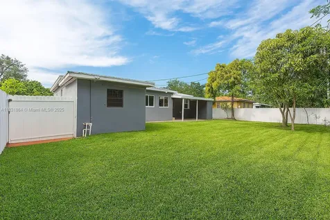 230 NE 48th Street Miami FL 33137