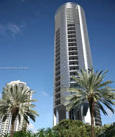 18555 Collins Avenue Sunny Isles Beach FL 33160