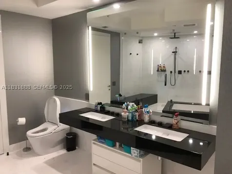 18555 Collins Avenue Sunny Isles Beach FL 33160