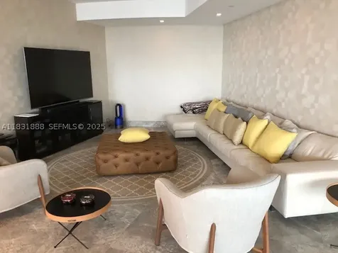 18555 Collins Avenue Sunny Isles Beach FL 33160