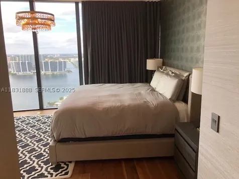 18555 Collins Avenue Sunny Isles Beach FL 33160