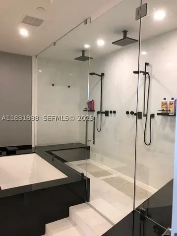 18555 Collins Avenue Sunny Isles Beach FL 33160