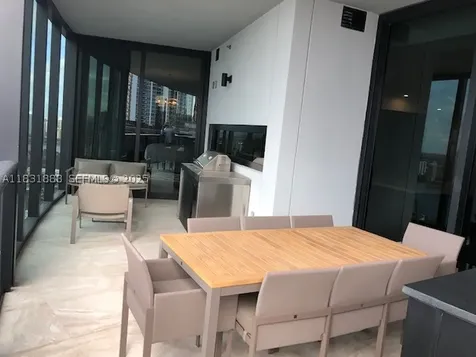 18555 Collins Avenue Sunny Isles Beach FL 33160