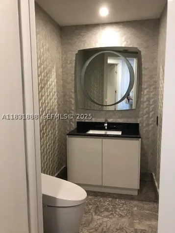 18555 Collins Avenue Sunny Isles Beach FL 33160