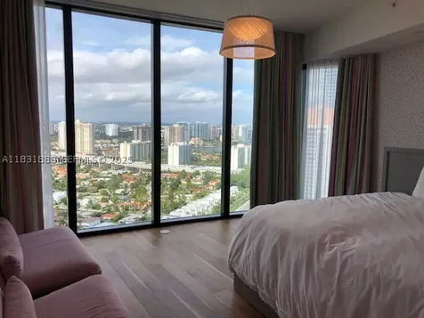 18555 Collins Avenue Sunny Isles Beach FL 33160