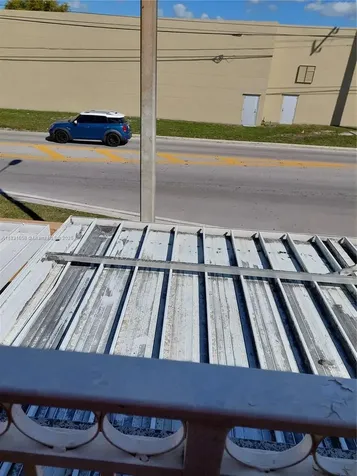 2403 W 76th Street Hialeah FL 33016
