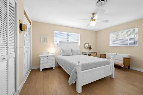 2015 N 37th Avenue Hollywood FL 33021