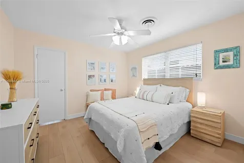 2015 N 37th Avenue Hollywood FL 33021