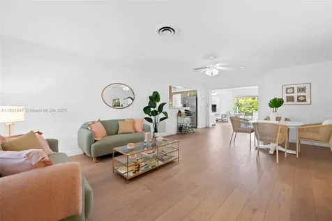 2015 N 37th Avenue Hollywood FL 33021