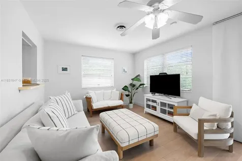 2015 N 37th Avenue Hollywood FL 33021
