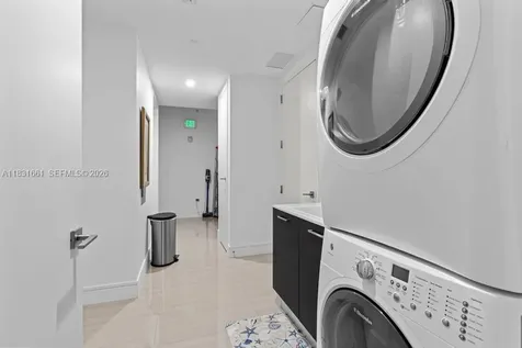 3250 NE 188th Street Aventura FL 33180