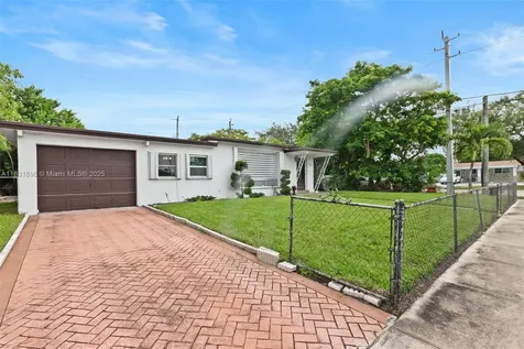 7201 Hayes Street Hollywood FL 33024