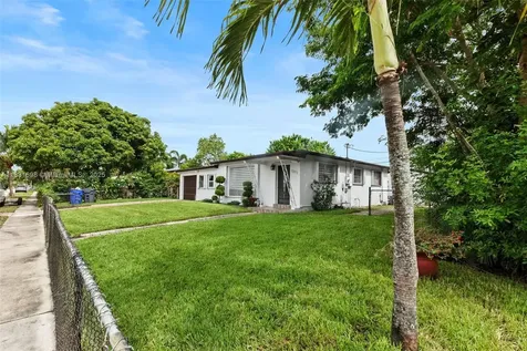 7201 Hayes Street Hollywood FL 33024