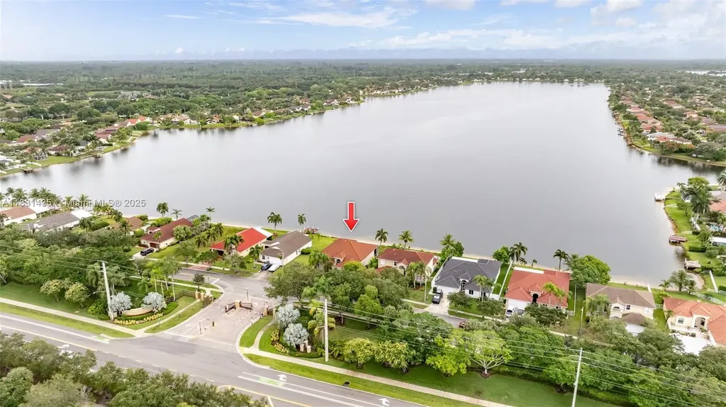 2373 NW 195th Avenue Pembroke Pines FL 33029