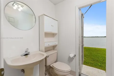 2373 NW 195th Avenue Pembroke Pines FL 33029