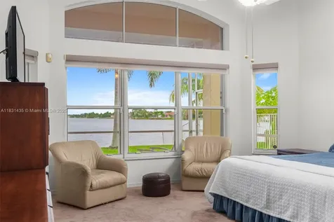 2373 NW 195th Avenue Pembroke Pines FL 33029