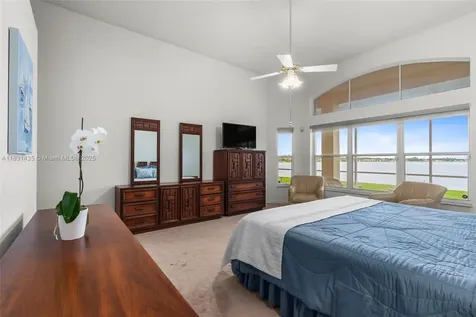 2373 NW 195th Avenue Pembroke Pines FL 33029