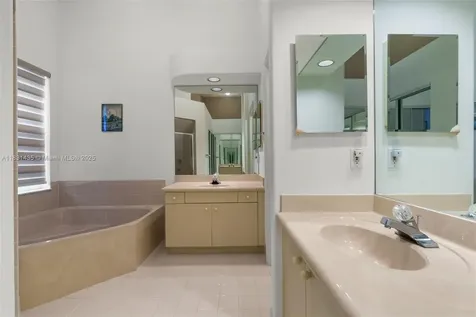 2373 NW 195th Avenue Pembroke Pines FL 33029