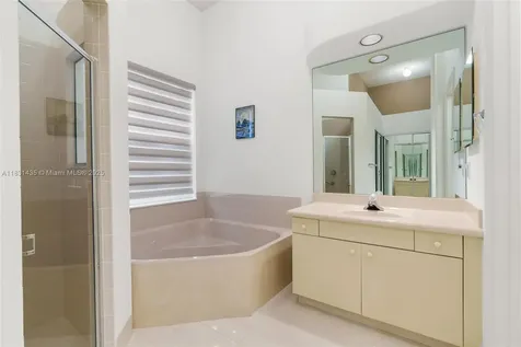 2373 NW 195th Avenue Pembroke Pines FL 33029