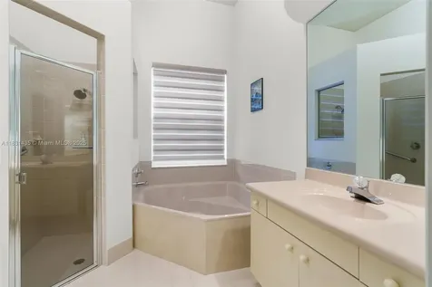2373 NW 195th Avenue Pembroke Pines FL 33029