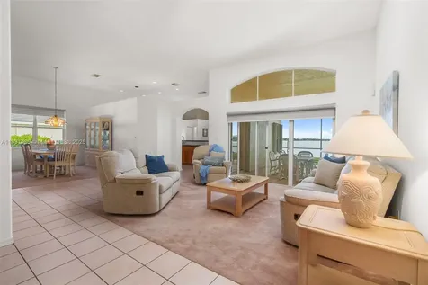 2373 NW 195th Avenue Pembroke Pines FL 33029