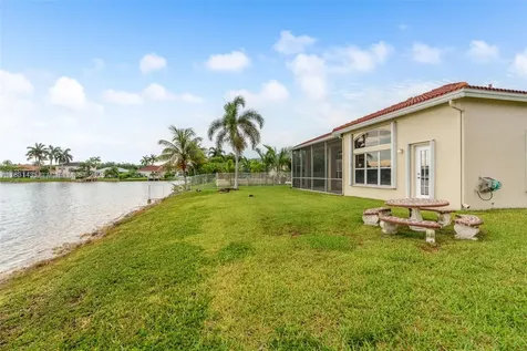 2373 NW 195th Avenue Pembroke Pines FL 33029